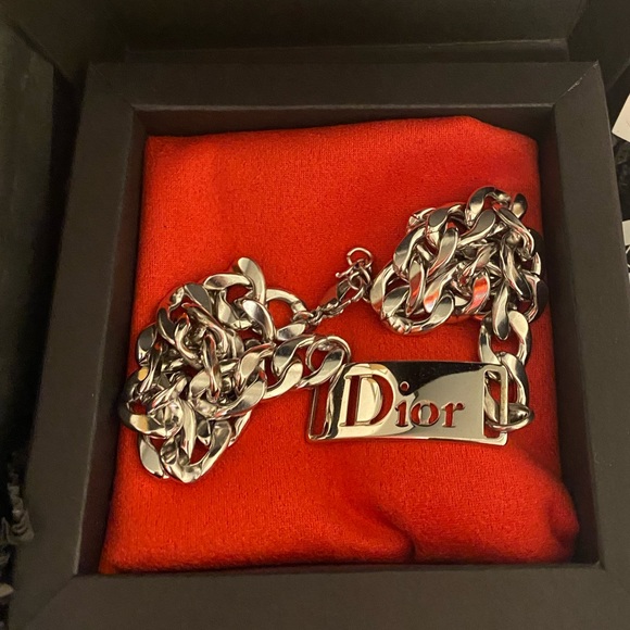 Repurposed Dior nameplate necklace - Picture 3 of 4